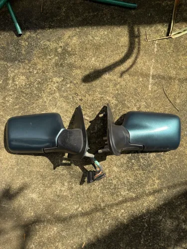 Par de Retrovisores Elétricos Golf MK3