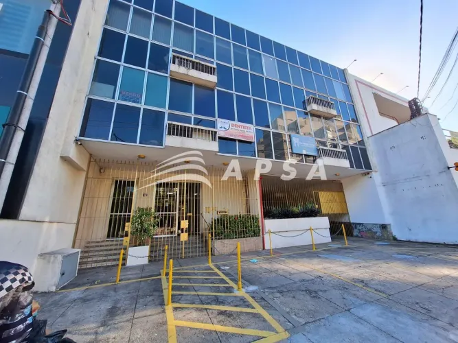 SALA COMERCIAL PARA ALUGUEL, LOCALIZADA NA RUA GEREMÁRIO DANTAS, NO TANQUE JACAREPAGUÁ, E