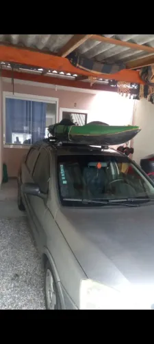 Vendo um caiaque usado em excelente condições de uso, Acompanha um Remo e Colete