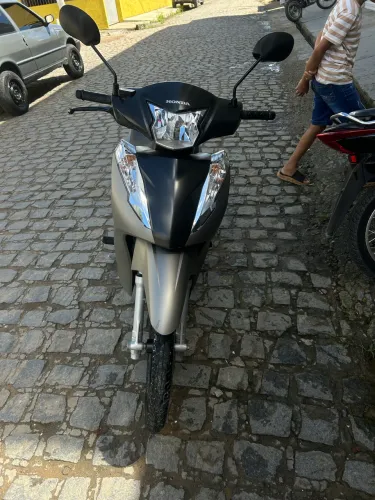 Moto Biz 125 2024 14.000 kM 15.500 zap (81)9 20004243