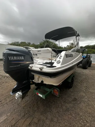 Vende-se LANCHA FOKER 205