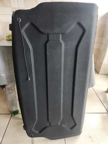 Tampão de Porta Malas da Renegade
