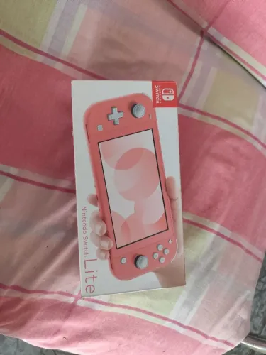 Nintendo switch little desbloqueado 256GB + película + case, usado menos de 5 vezes