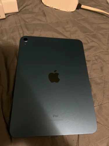 iPad 10