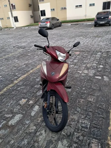 MOTO BULL F5