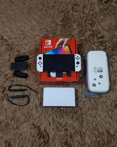 Nintendo Switch OLED + Película + Case + Capa protetora