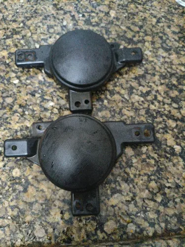 Tampão faróis de milha Fiat Mobi