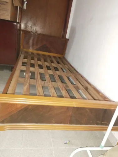 Cama de solteiro Usada