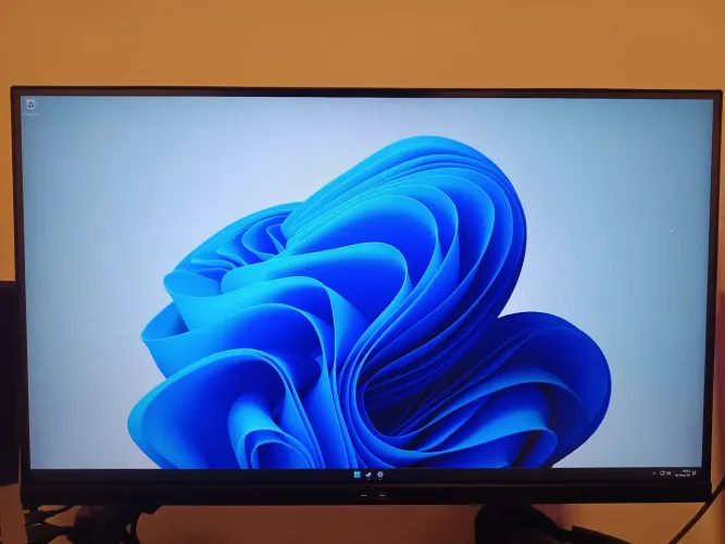 Monitor ASUS 27 Qhd 180 hz