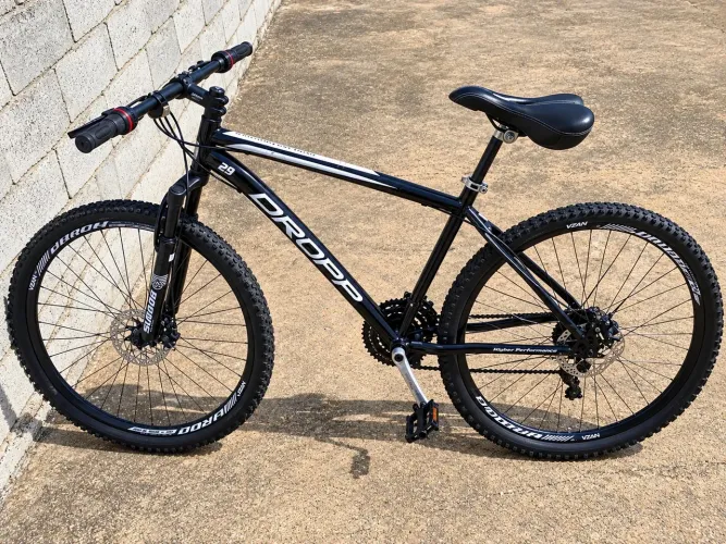 Bicicleta aro 29 semi nova