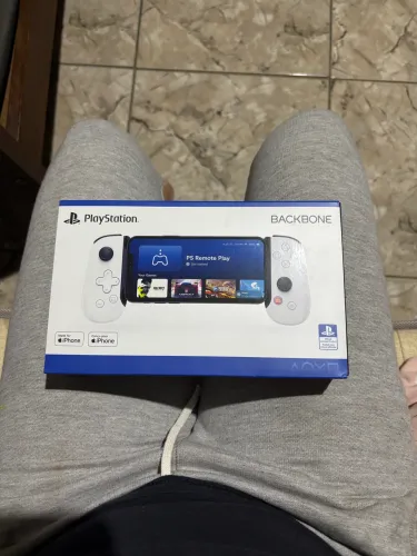 Controle Backbone PlayStation para iPhone 11,12,13,14