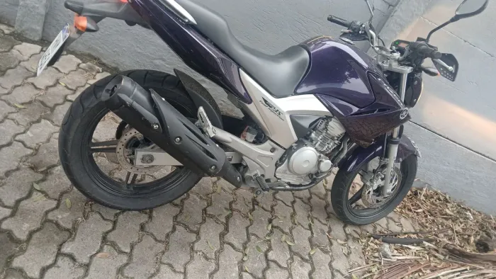 Fazer 250 250 2012 aceito troca menos valor