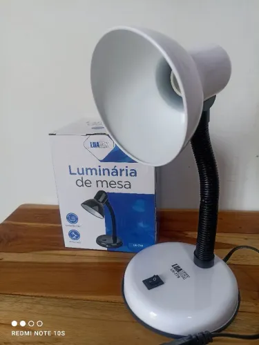 Luminária de mesa com haste articular / SUPER PROMOÇÃO 