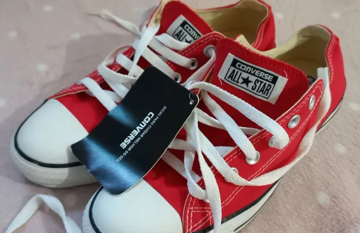 Tenis All Star 37 NOVO vermelho c etiqueta