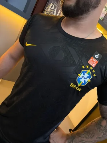 Atacado camiseta do Brasil grade com 12 peças $39,90 cada 