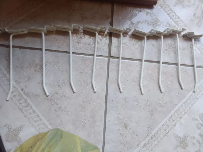 Ganchos para gôndola