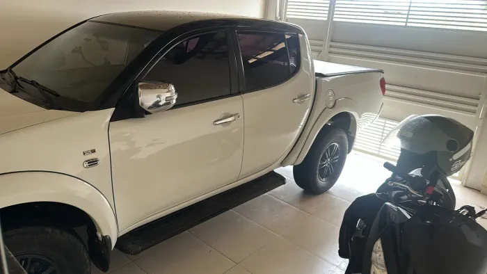 Mitsubishi L200 Triton HPE 3.5 CD V6 24V Flex Aut. 2015
