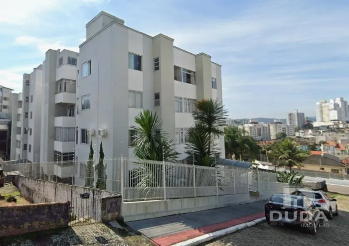 Apartamento de 2 dormitorios em Capoeiras