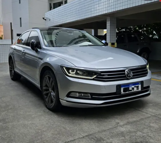 Volkswagen Passat Highline 2.0 TSI 220cv Tip. 2018