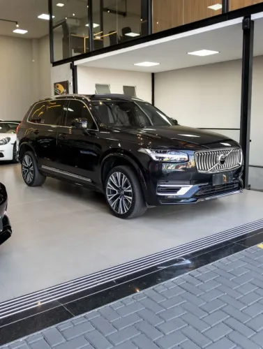 Volvo XC-90 XC 90 T-8 Híbrido Momentum 2.0 5P 2021