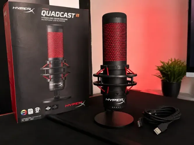 Microfone HyperX QuadCast Usado