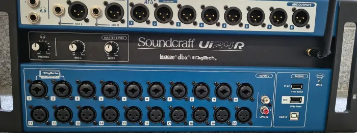 Mesa de Som Digital UI24R Soundcraft