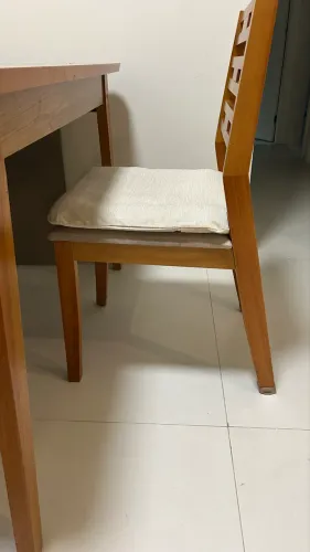Mesa de jantar madeira 4 cadeiras