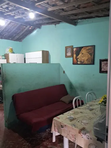 Casa com 2 quartos, cisterna, bem localizada. No ur3 preço de 85Mil podendo ser negociado.