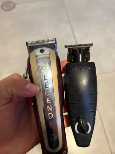 2 Máquina de barbearia - troco por instrumentos musicais