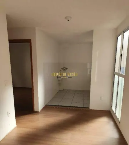 Apartamento á Venda com 2 Quartos no Condomínio Residencial Solar dos Montes na Chácara Es