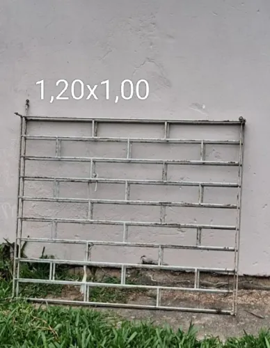 Grade de ferro para janela