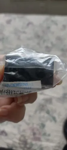 Vendo apontador e batom Avon