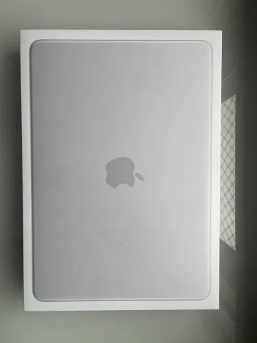 MacBook Neo - Lacrado 2026