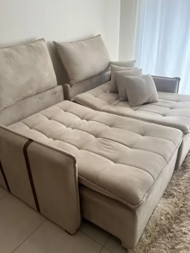 Sofá 2 lugares com chaise