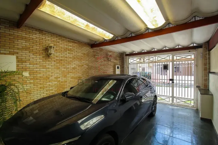 Casa à venda com 158m², 3 quartos e 1 vaga