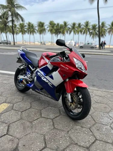 Honda CBR 600F F4i 2001