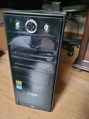 Gabinete Marca Fácil com mostrador de temperatura