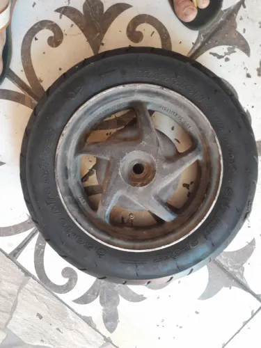 Roda da Honda elite/ honda Lead