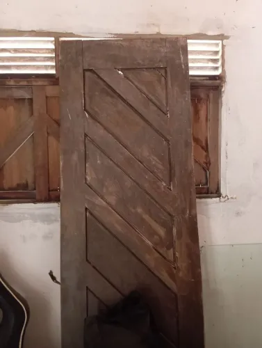 Porta para banheiro ou cozinha