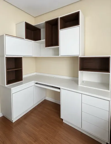 Escritório Planejado Completo em MDF Branco