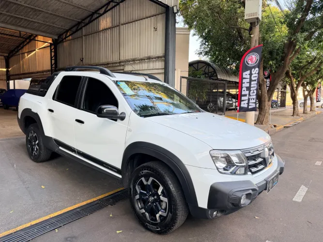 Renault Duster Oroch Outsider 1.3tce Flex Aut. 2023