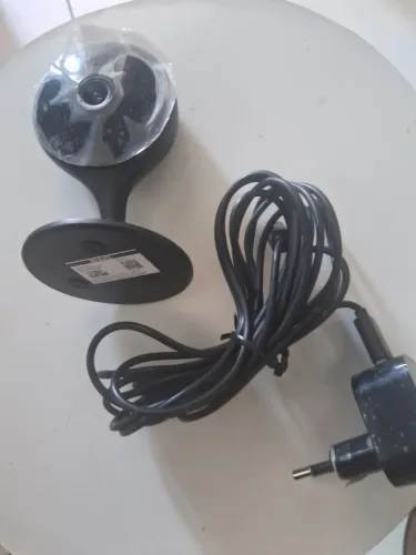 Camera mibo intelbras já com com o cartão de memória