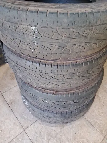 Pneus Fiat toro  roda 17 br 225/65