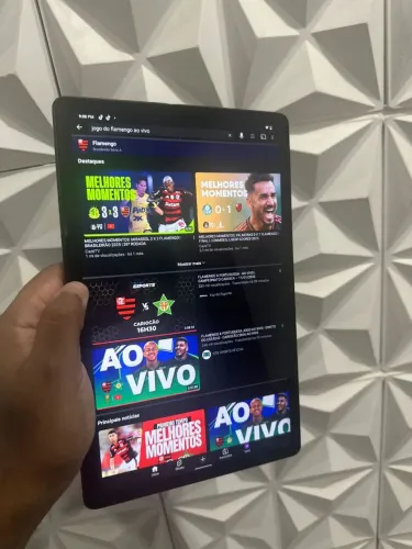 Tablet Lenovo tab P11 plus 64 GB 4 GB ram telão gigante a tela está intacta 