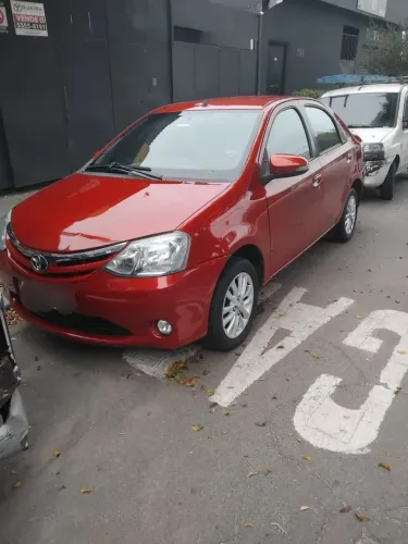 Toyota Etios XLS Sedan 1.5 Flex 16V 4P Mec. 2016