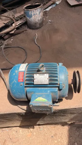 Motor Elétrico Voges Trifásico 5 CV 220/380V