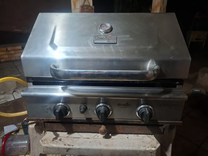 Churrasqueira a gaz charbroiler original