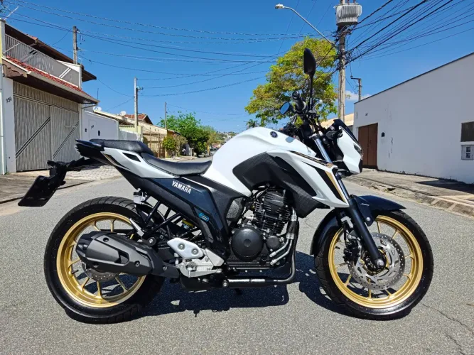 FAZER FZ25 CONNECTED 2025