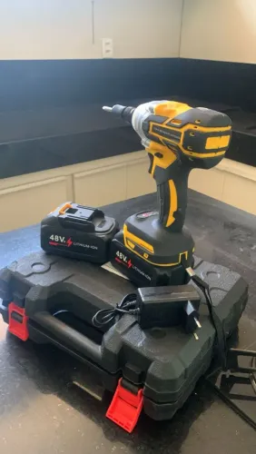 Parafusadeira 48V Profissional Potente com Bateria de Lítio e Kit Completo