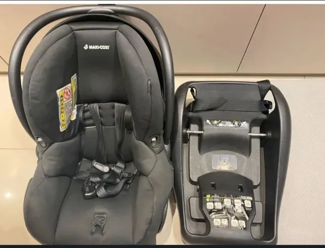 Bebê conforto maxi cosi